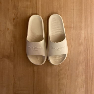 Beige Pepe Jeamo LONDON Slides