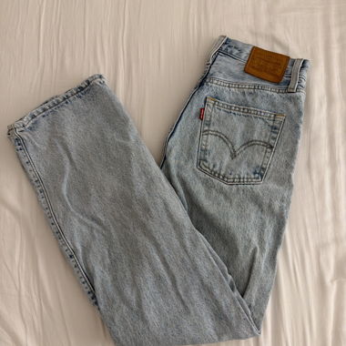 Jeans Levi's Light Wash 24x29