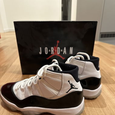 Jordan 11 Retro Concord 2018