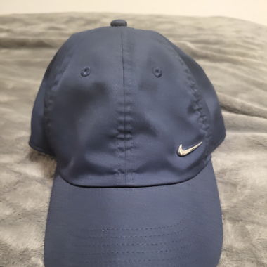 Nike cap zu verkaufen 