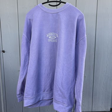 Lila Sweatshirt von Hoxton Chic