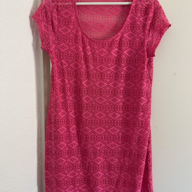 Copricostume rosa in pizzo