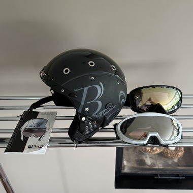 Helmet - Ski helmet & 2 ski goggles