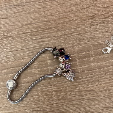 Bracelet