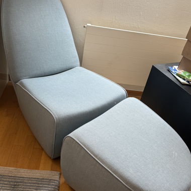 Grüner/blaue Lounge Chair mit Hocker