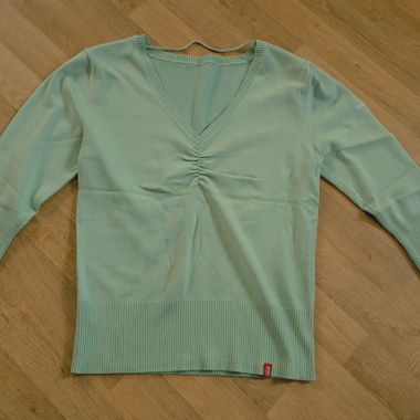 Maglia verde menta