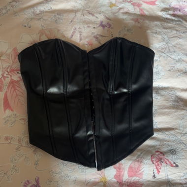 Schwarzes Bustier aus Kunstleder