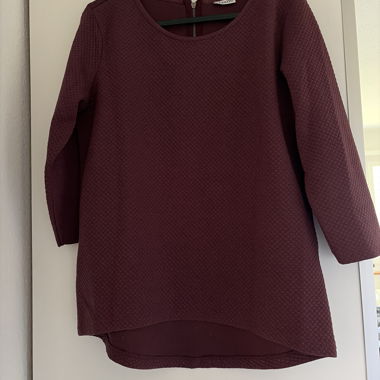 T-shirt bordeaux à manches longues