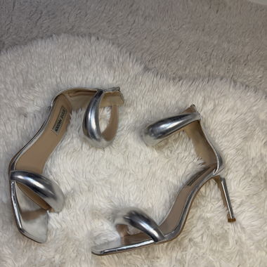  SILBERNE HIGH HEEL-SANDALEN  38
