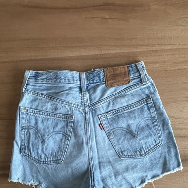 Levi’s ribcage shorts