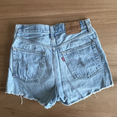 Levi’s ribcage shorts