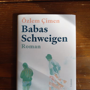 Özlem Çimen: Babas Schweigen. Roman