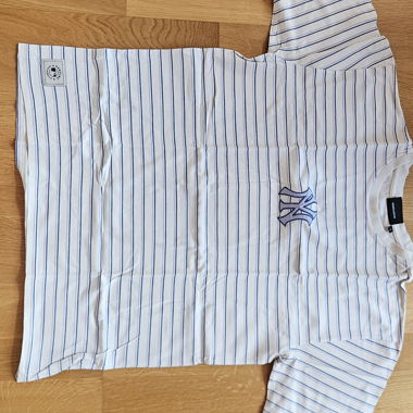 New York Yankees gestreiftes T-Shirt