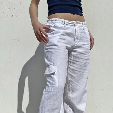 Subdued white Cargo size xs
