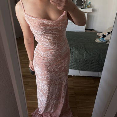 Princess Polly Long Lace Dress in Pink