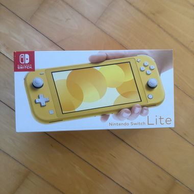 Yellow Nintendo Switch Lite