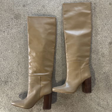 Bottes beige hauteur genou