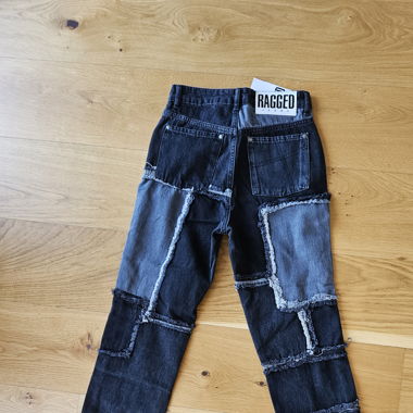 Ragged Jeans