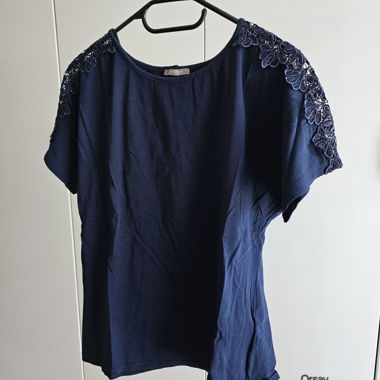 Shirt with floral lace