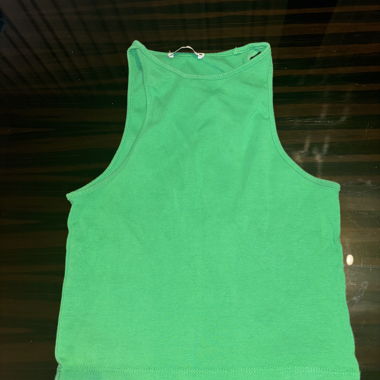 Top Tank verde Zara