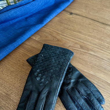 Handschuhe aus Leder