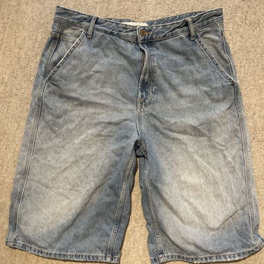 Shorts in denim larghi azzurro chiaro