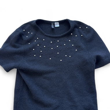 Maglia in maglia con perle