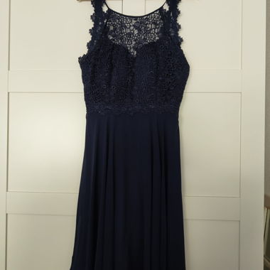 Robe de cocktail mi-longue