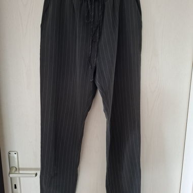 Pantalon léger rayé noir 