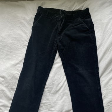 Schwarze Hose (Manchester Style)