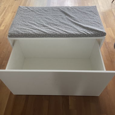 Cassapanca con panca per la cameretta