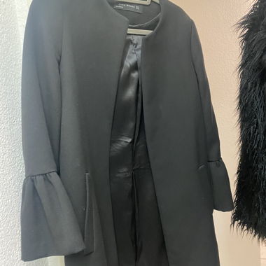 Zara Woman Mantel