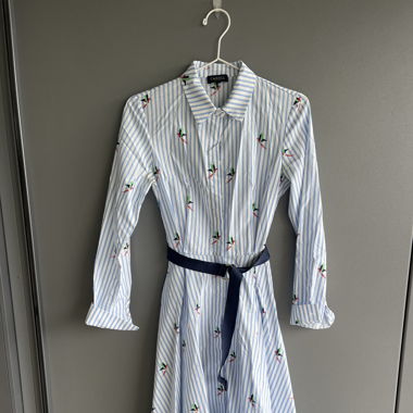 Gestreiftes Kleid