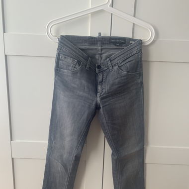 Graue Skinny Jeans (Low Waist) Style Skara Cropped