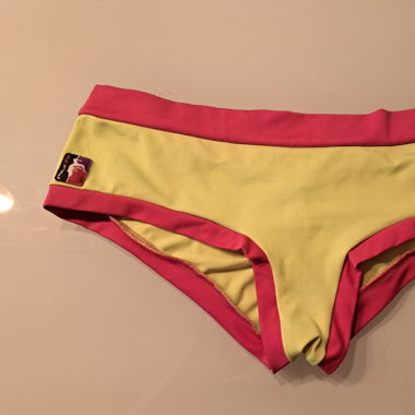 Pole Shorts von Polefit