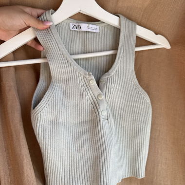 Top Zara a coste verde salvia / verde-grigio