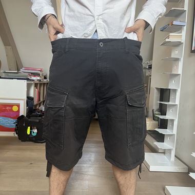 G-Star RAW black cargo shorts size 38