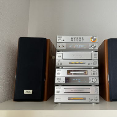 Sanyo chaîne hi-fi 
