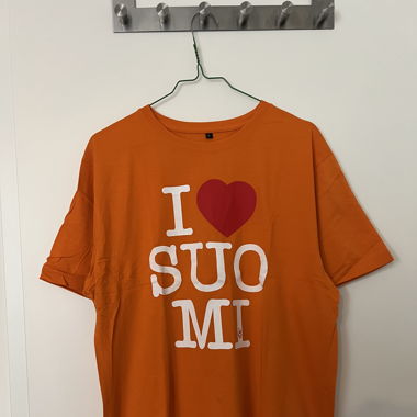 I <3 Suomi Shirt L