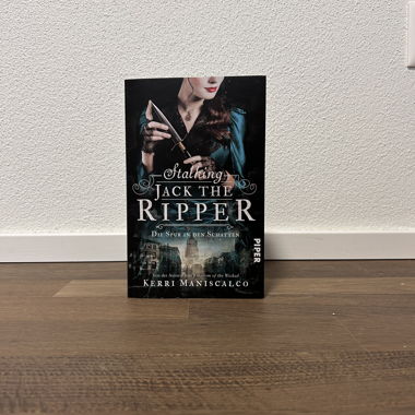 Stalking Jack the Ripper con taglio colorato
