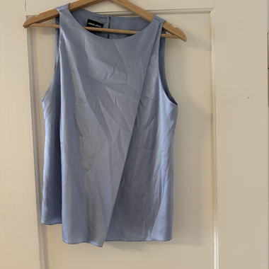 Top elegante di giorgio armani