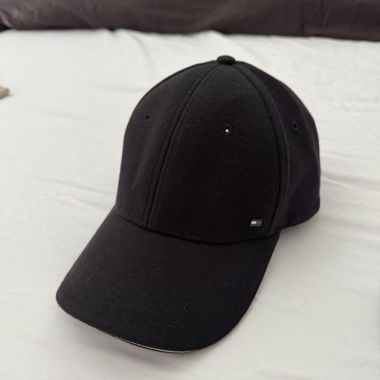Cappellino nero Tommy Hilfiger