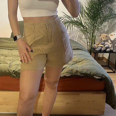 SHORTS - pure linen, beige