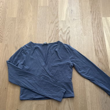 Subdued langarm cropped-top blau