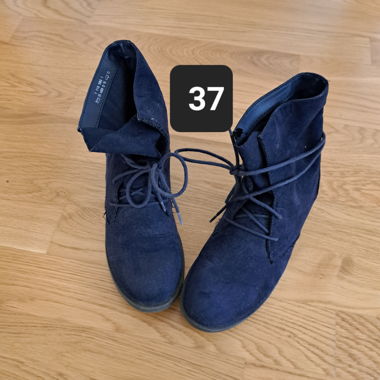 Ankle boots size 37, top condition