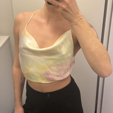 Top court en satin ZARA à fines bretelles XS