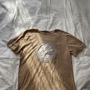 T-shirt beige avec imprimé 