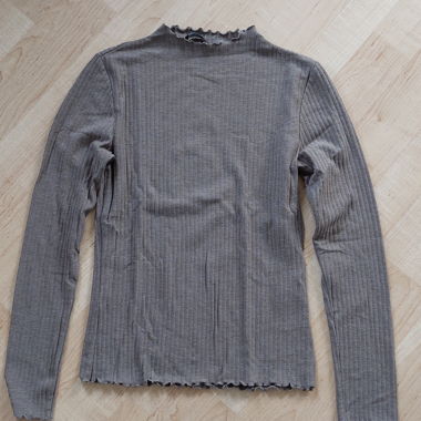 Brown Long-Sleeve Rib Top