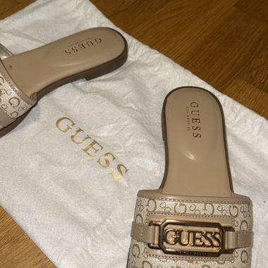 Guess Sandale