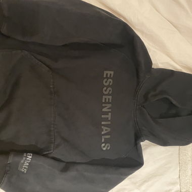 Essential hoodie